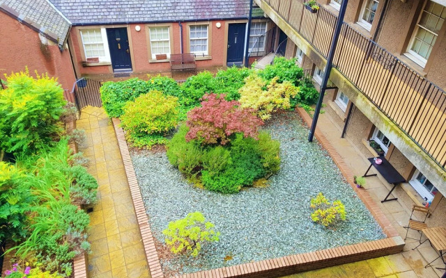 amazing apartments - Websters Land - Castle View