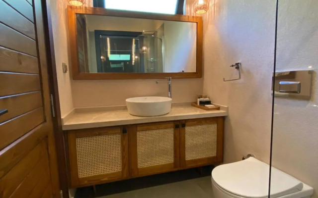 Z Exclusive Hotel And Villas