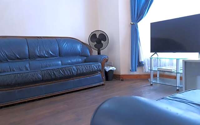 StayEasy B&B in Trendy Heart of London