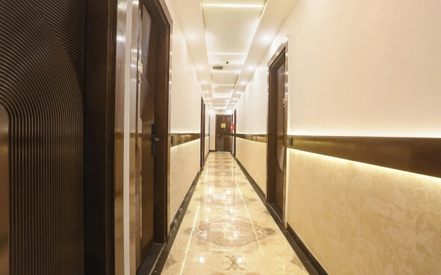 Fabhotel Sugar Inn