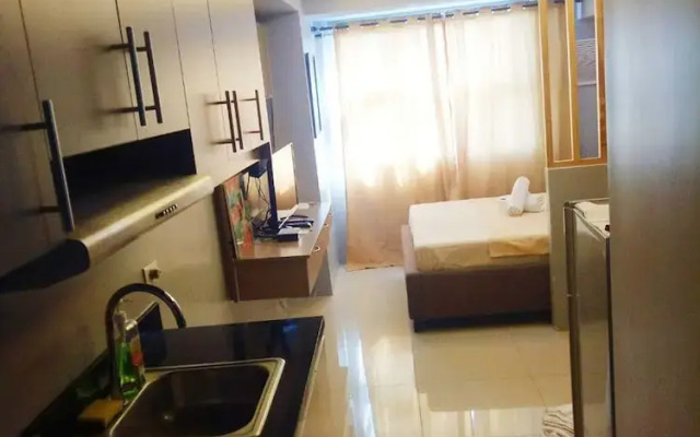 21 Flr Highrise And Seaview Near Ayala