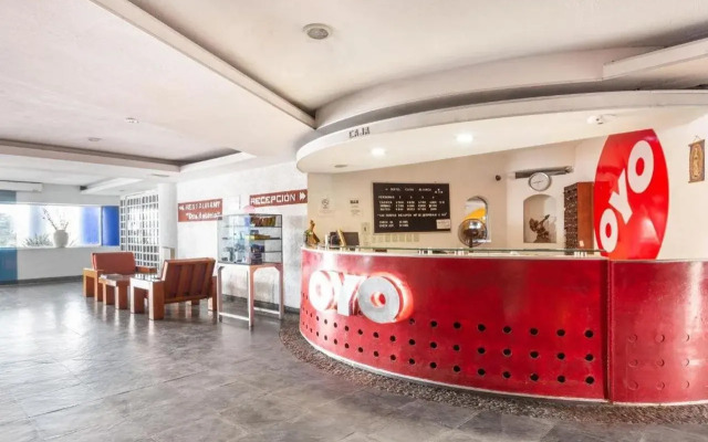 OYO Hotel Casa Blanca