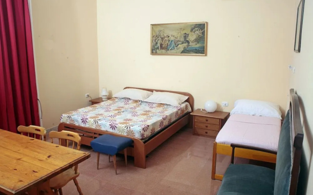 AG Home Adragna