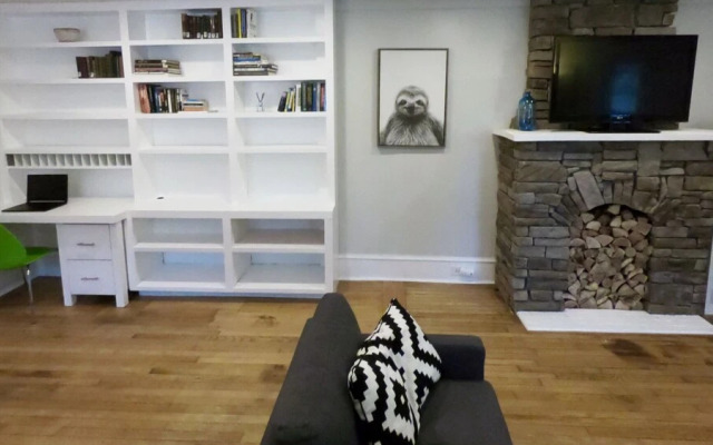 1 bedroom, Allen Street