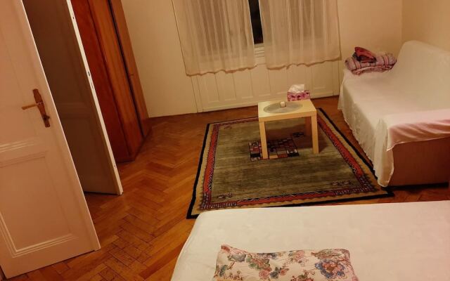 Apt Bella26 Near Charles Bridge