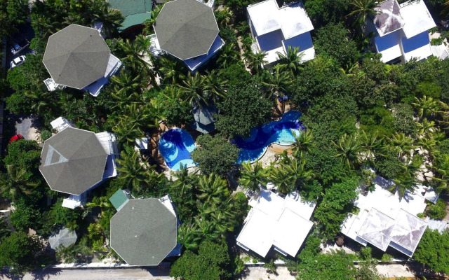 Paradise Beach Hotel & Resort