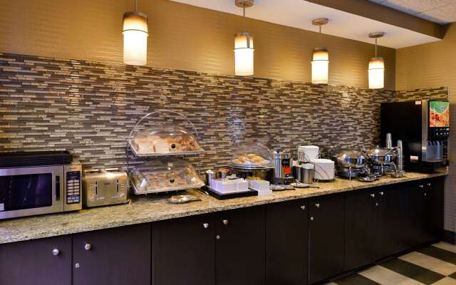 Best Western Plus Wichita West Airport Inn