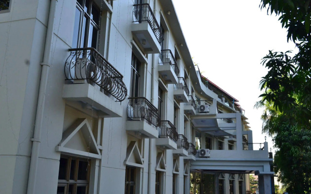 Yangon Airport Hotel