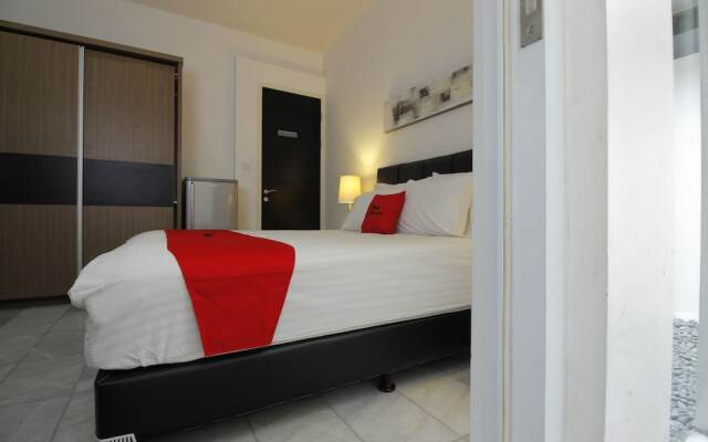 Reddoorz @ Ampera
