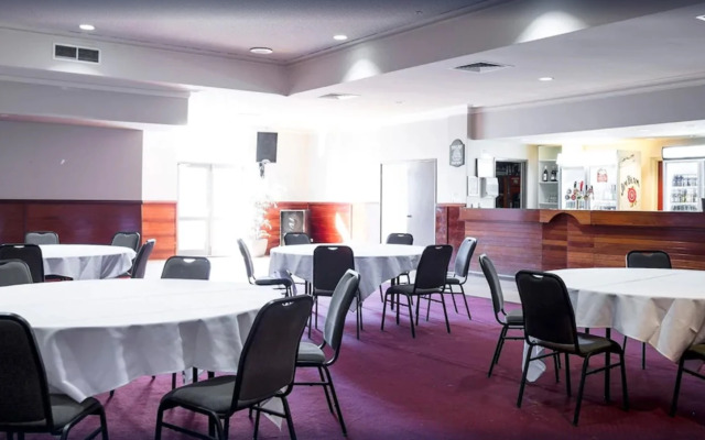 Nightcap at Wanneroo Tavern