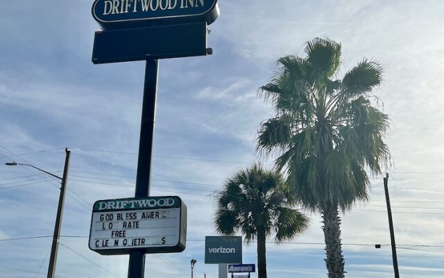 Driftwood Inn