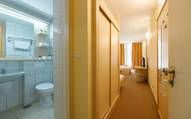 Family Hotel Adria