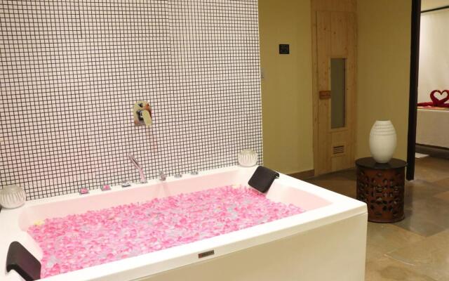 juSTa Sajjangarh Resort & Spa
