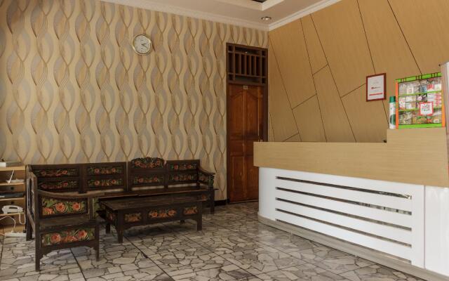 RedDoorz near Pantai Panjang Bengkulu