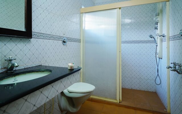 OYO 10638 Chandana Royal Resorts
