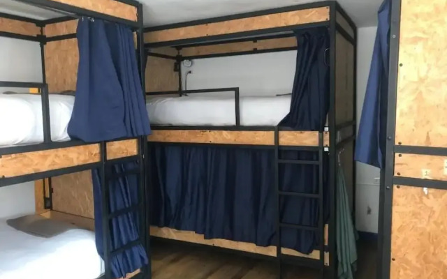 Saqray Hostel