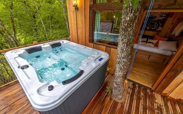 Les Cabanes Perchées du Mas del Bosc