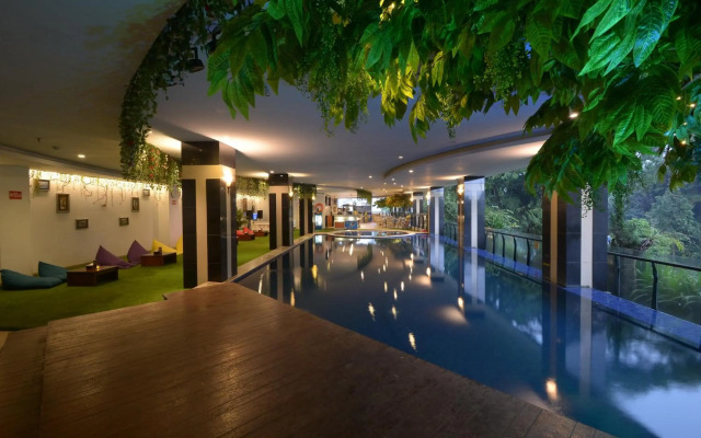 Grand Savero Hotel