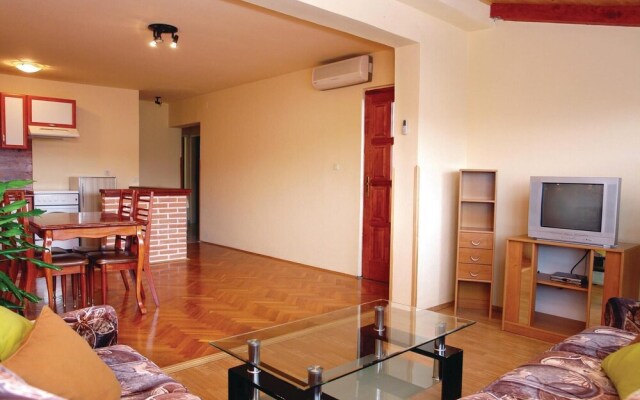 Beautiful Home in Pula With Wifi and 3 Bedrooms