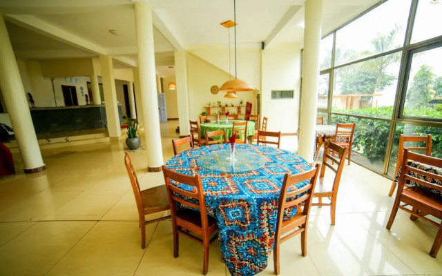 Lakefront Hotel Entebbe