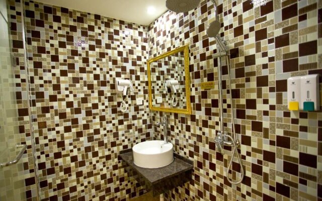 Wei Yi Theme Hotel