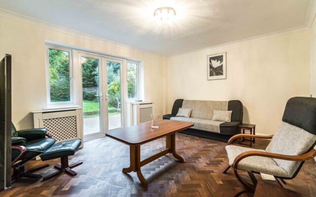 NEW 2BD East London Flat With Garden - Woodford