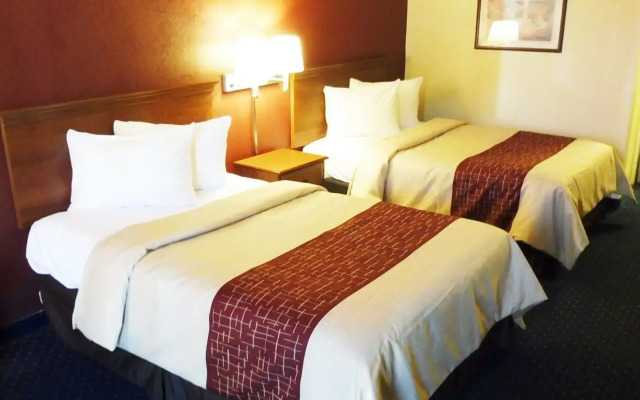 Red Roof Inn Fredericksburg South