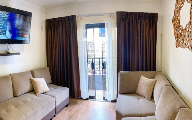 Del Niño Apartments