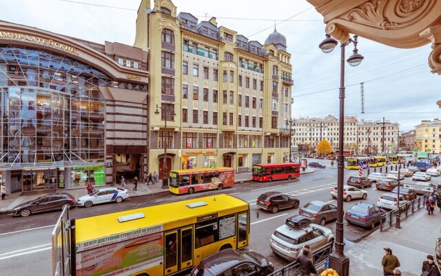 Апартаменты на Московском пр-те, 4