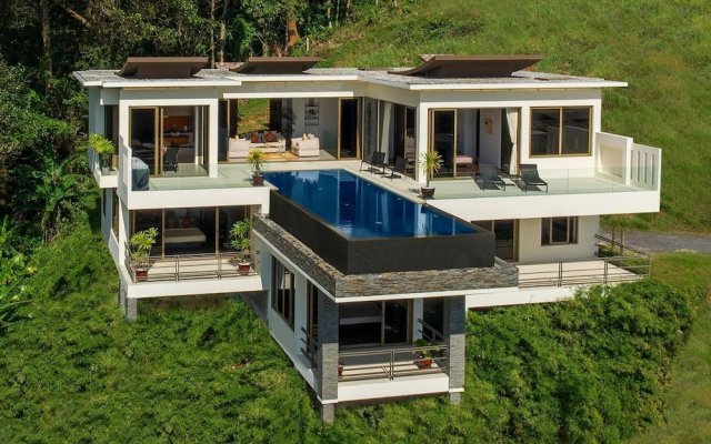 "hilltop Wow 4br Seaview Pool Villa at Naithon Beach"