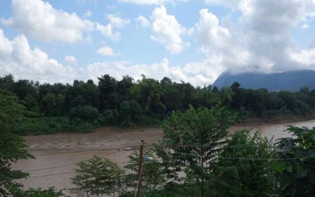 Thip Villa Mekong Riverside