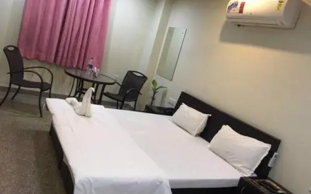 Hotel Sky Inn by OYO Rooms