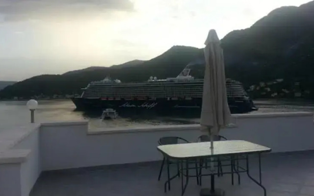 Apartmani Arcadius Tivat- Lepetani