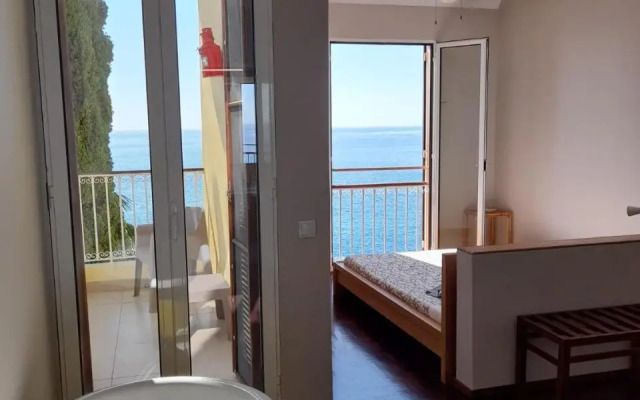 Villa Beach Club