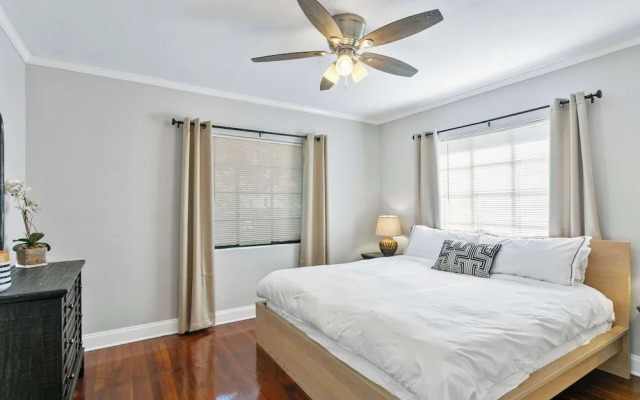 Downtown Escape - For 10