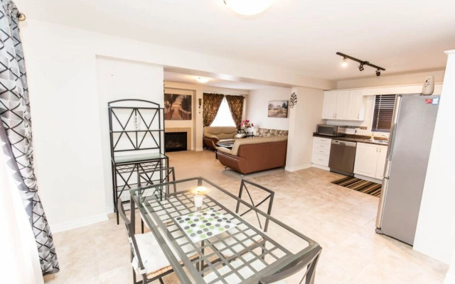 Fallsview Family Home