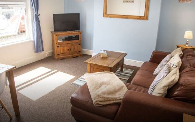 Spacious 4 Bedroom House in Plymouth City Centre