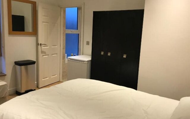 Tunnard House
