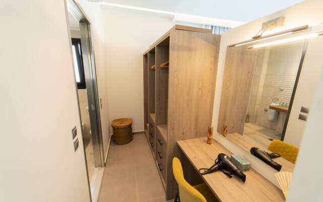 Villa Halcyon in St Stefanos Bay