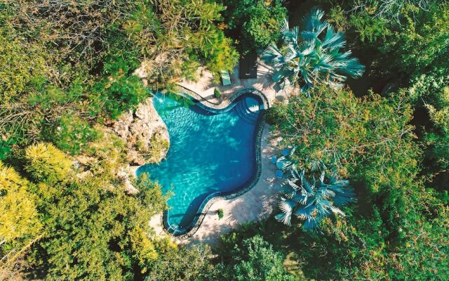The Earth House Resort