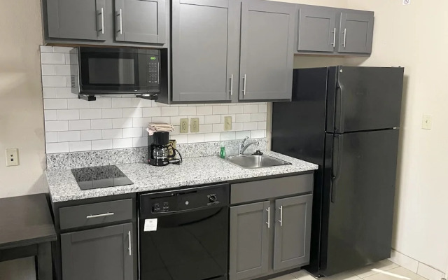 Candlewood Suites South Bend Airport, an IHG Hotel