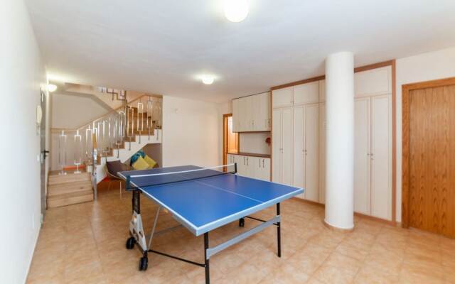 Belvilla by OYO Holiday Home in Jandaa