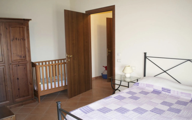 Giuly Rosselmini Residence