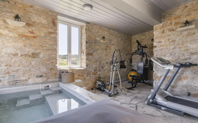 Villa Gaia Syros 1800 s Stone Building