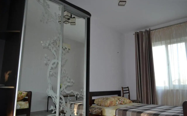 Guest house Primorskaia 7