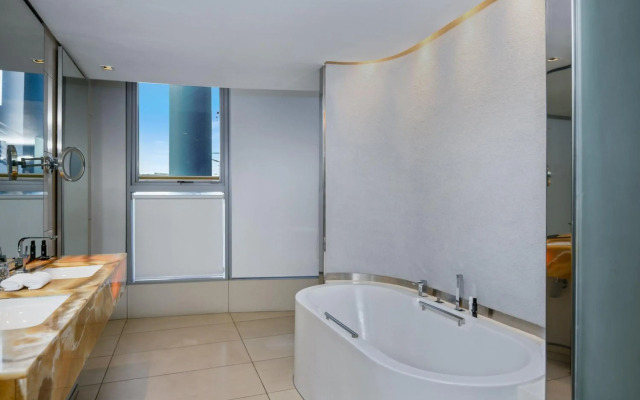 The Capital 15 on Orange Hotel & Spa