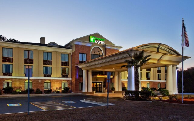 Holiday Inn Express Hinesville, an IHG Hotel