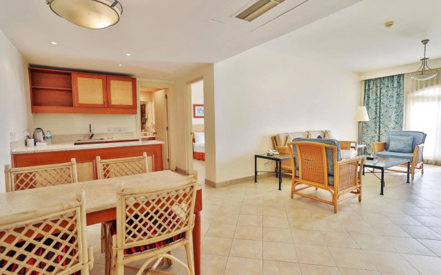 Marina Plaza Hotel, Tala Bay