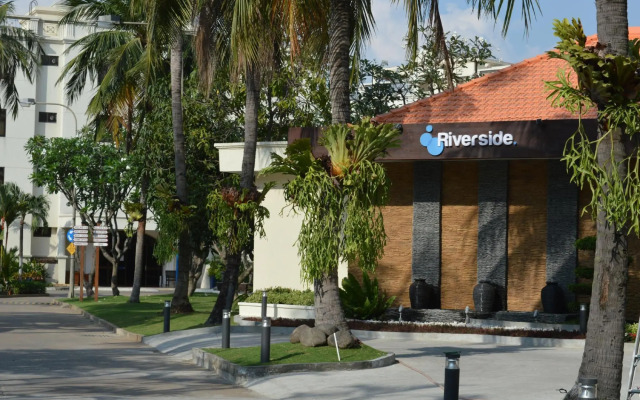 Riverside Apartments