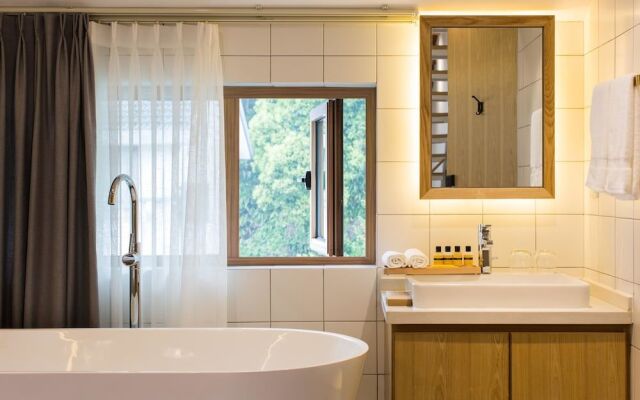 Hangzhou Qiyun Minsu